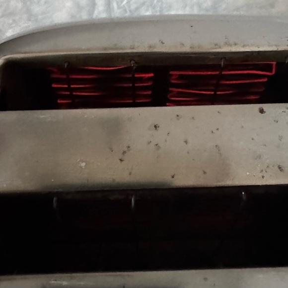 Vintage Chrome Toaster, Warming Tray, Brush & Bakelite ? Handles & Trim. 1950’s - Picture 12 of 12